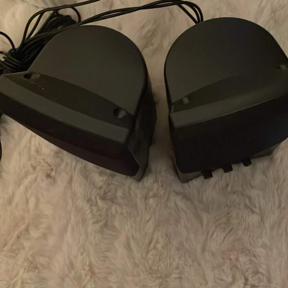 HP Universal Black USB Charging Computer Speakers cable included EUC Set of 2